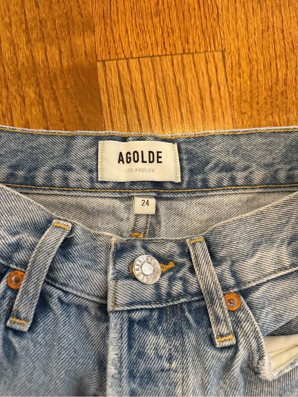 AGOLDE Parker Denim Shorts - Picture 2 of 3